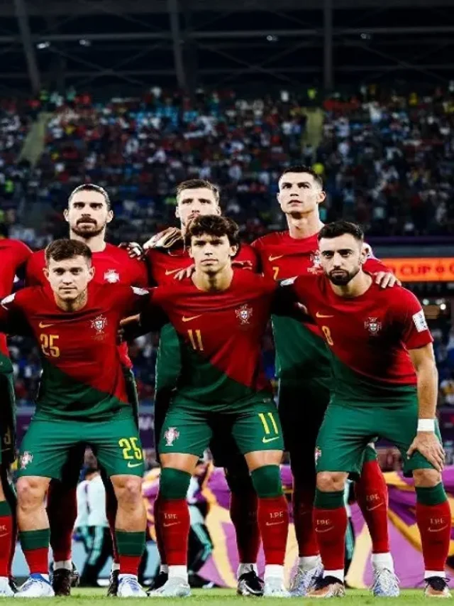 cropped-Portugal-national-football-team-group-photo.webp